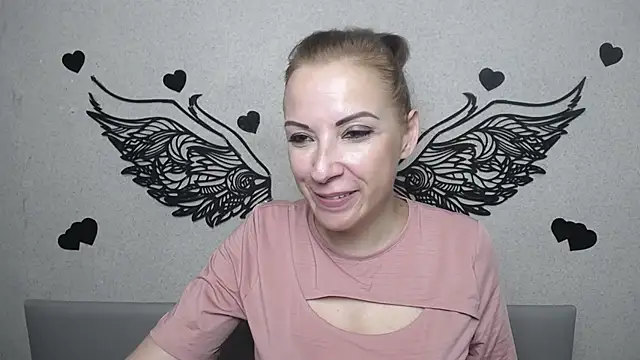 ElizabethSho webcam