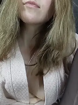 KattyLuuu webcam