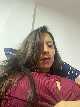 HeyAmaraa webcam