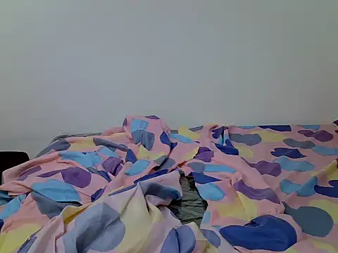 prettymarir webcam