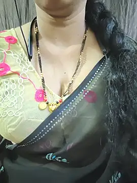 bhuvana_555 webcam