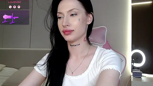 JenniferQueen11 webcam