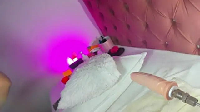 kyliestteel webcam