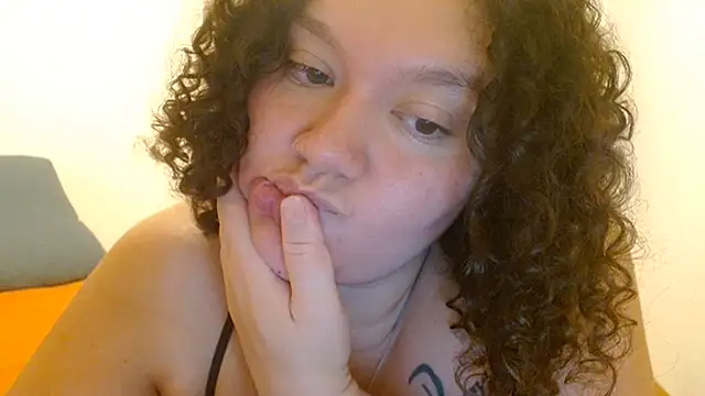 HeidiSanabria webcam