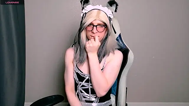 FoxyPuff webcam