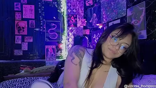 victoriia_thompson webcam
