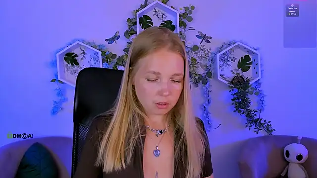 olivia_kit webcam