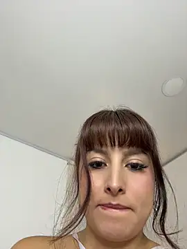 lara_reynolds webcam