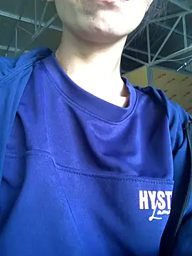Nhi_Nhi9x webcam