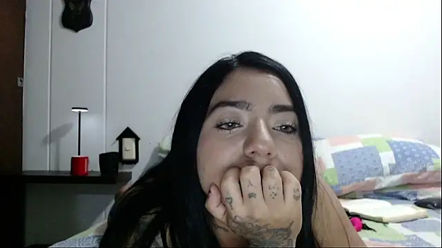 Mia_Ultra_Hot webcam