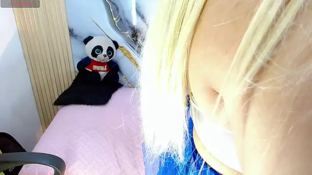 natashaislerxxx webcam