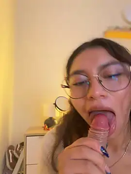 CocoaGigiMuse webcam