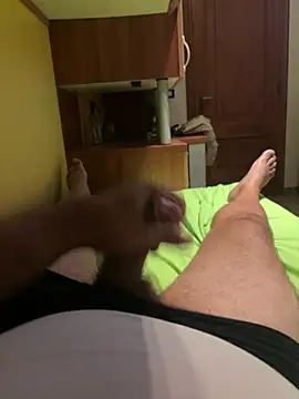 alex21017 - Alex21017's free webcam - UK Sex Cams