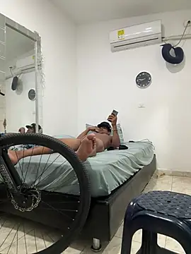 bigdick211292 webcam
