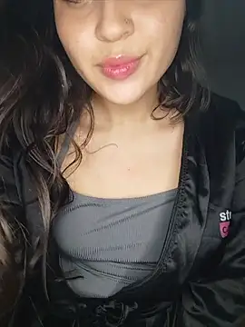 Lubnna live cam on StripChat