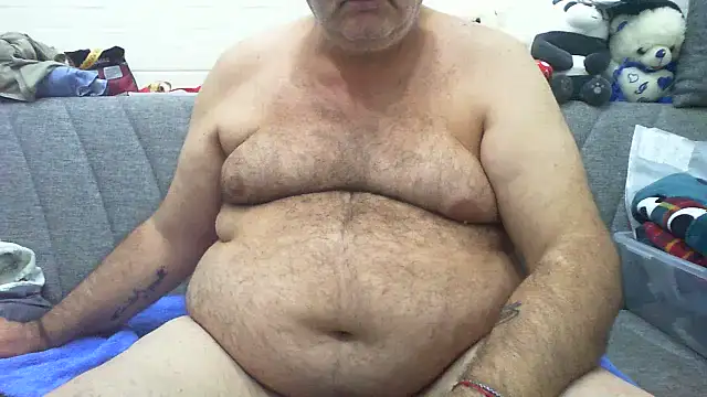 DaddyHot71 webcam