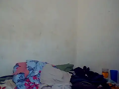 jasmine_very_hornny webcam
