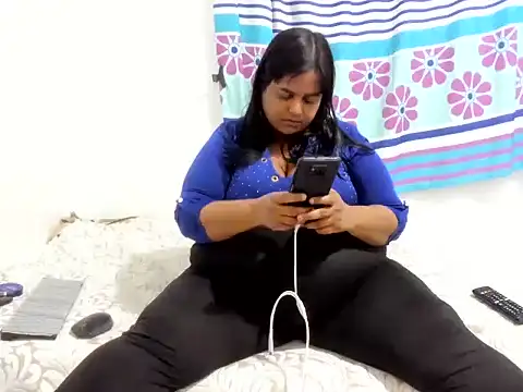 SusanaEshwar webcam