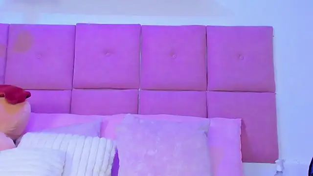 Piinksoul149 webcam