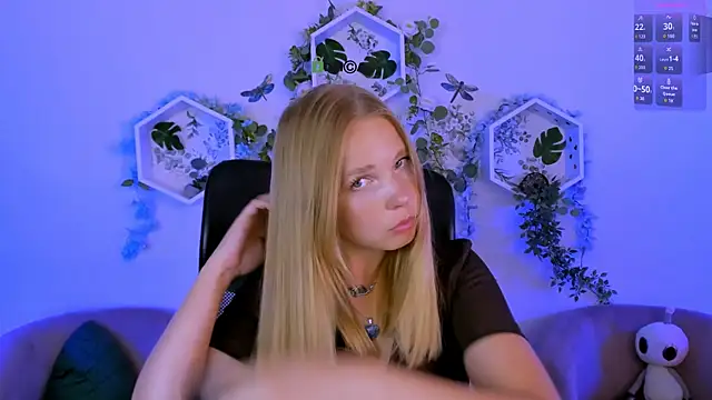 olivia_kit webcam