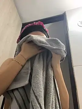 alaia_princess webcam