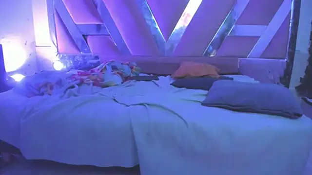 CataliinaSanttana webcam