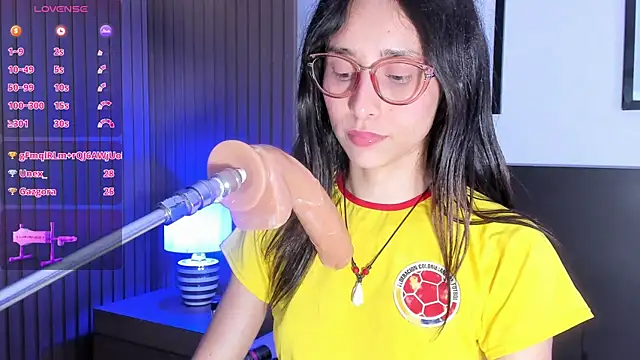 doll_bella_ webcam