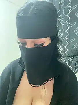 mari_layali webcam