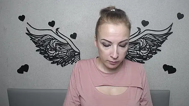 ElizabethSho webcam