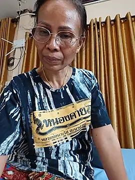 Mama_Eva_1 webcam