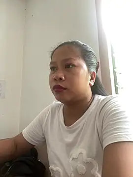 Pilipinalyn23 webcam
