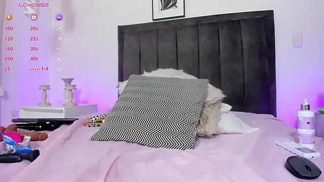 sakura_Gomez webcam