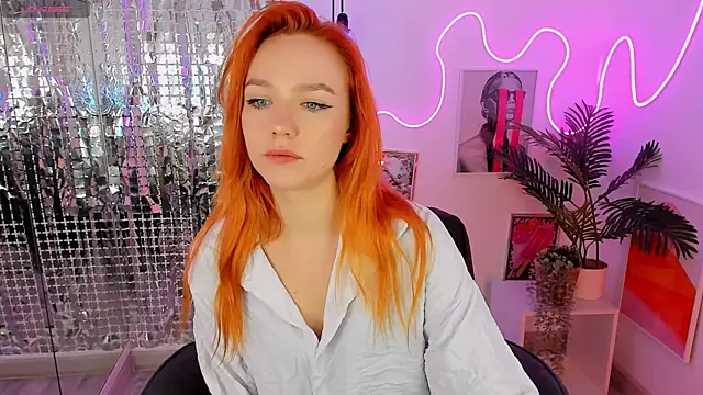 ZlataSaar webcam