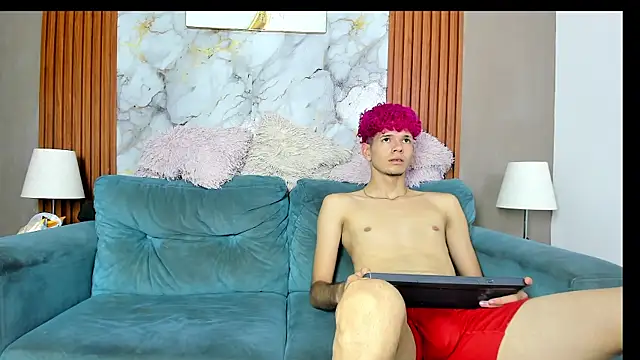 KING_BOYS2026 webcam