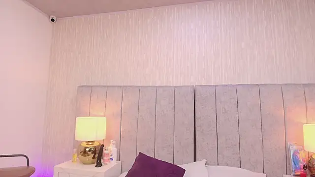 Candycoxx_606 webcam