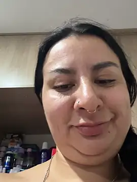 Abril_Luv webcam