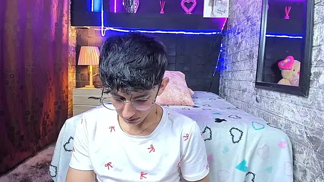 ElanGiraldo webcam
