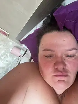 SunnyLeila2101 webcam