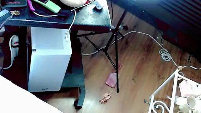 Imannejulienne webcam