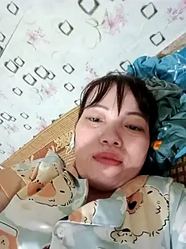 Sana-vn live cam on StripChat