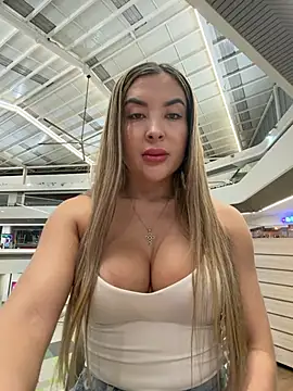 Alexa_seexy1 live cam on StripChat
