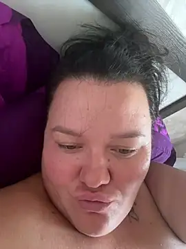 SunnyLeila2101 webcam