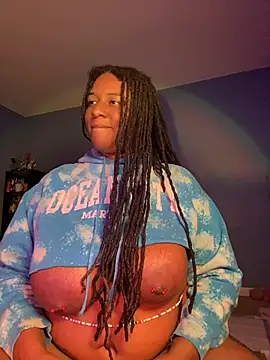 GirthGoddessCoco live cam
