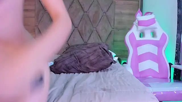 EimyAndMaxi webcam
