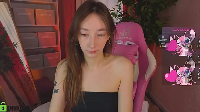 Miche1le_Allenne webcam