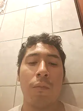 latinbigcock1_ webcam