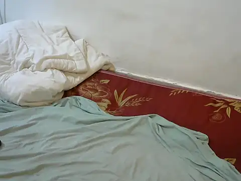 Curvy_lizy webcam