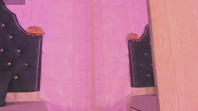 Chloe_moon1 webcam
