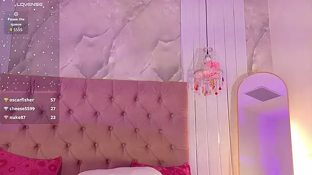 LunaRose18 webcam
