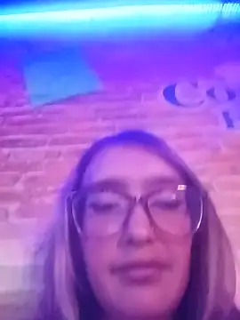 karla-giraldo1 webcam